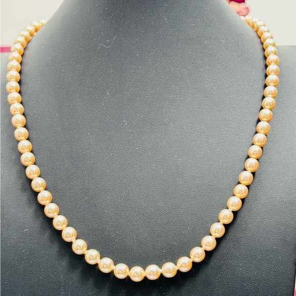 Nolan Miller Vintage 24 Faux Champagne Pearl W Blue White Rhinestone Closure 27$